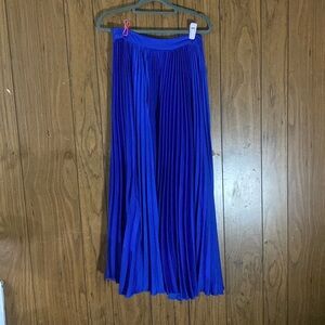 Olivaceous Pleated Maxi Skirt